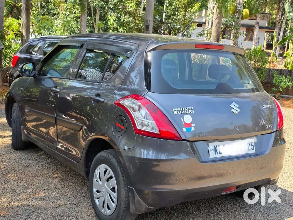 Maruti Suzuki Swift 2016 Petrol 83000 Km Driven