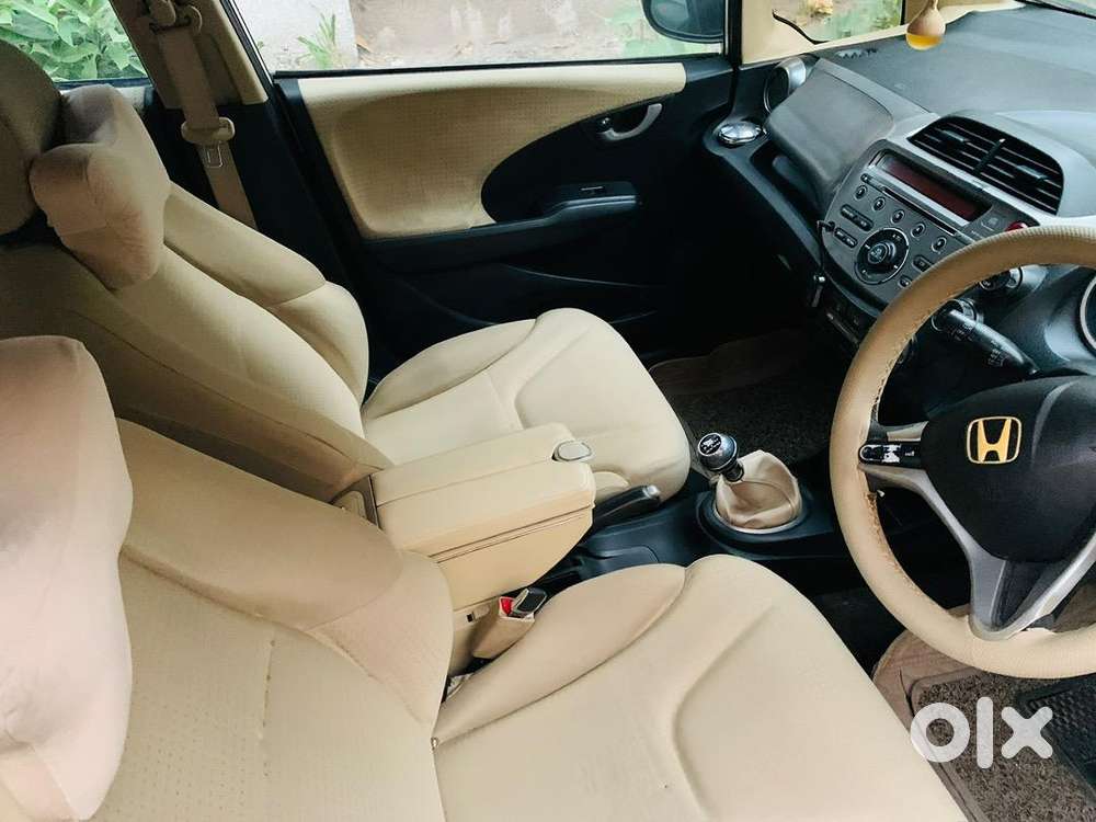 Honda Jazz Sports 2011 Sept Cng & Hybrids Well Maintained