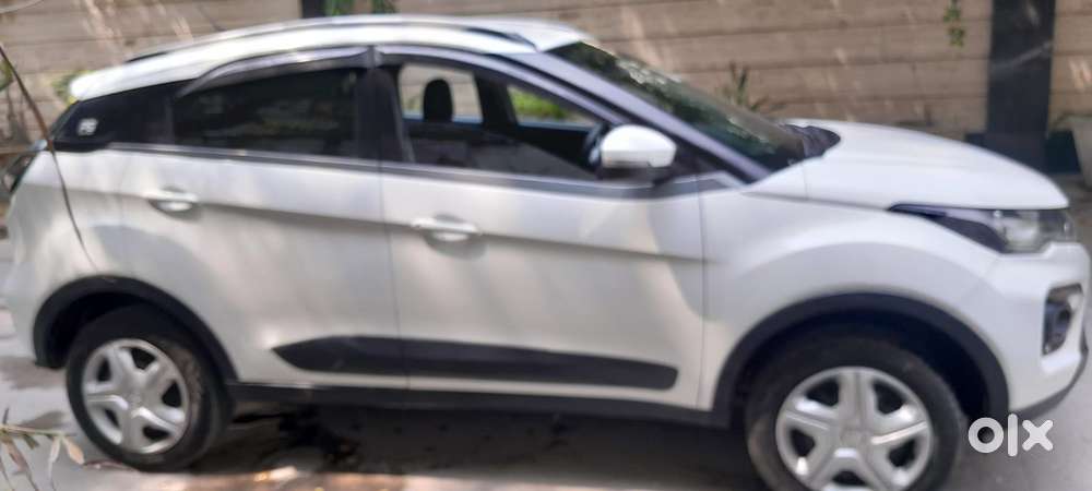 Tata Nexon 1.2 Revotron Xm (s), 2020, Petrol