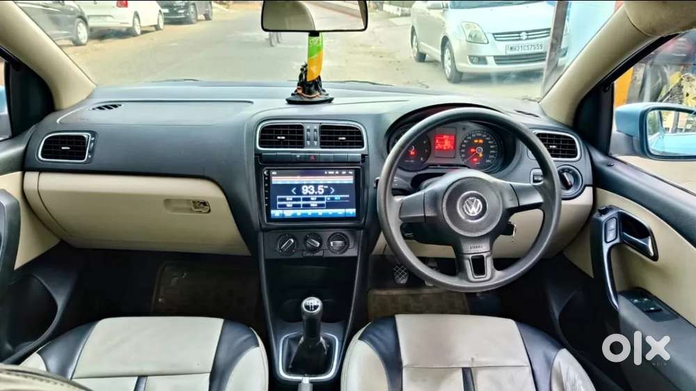 Volkswagen Polo Petrol Highline 1.2l, 2013, Petrol