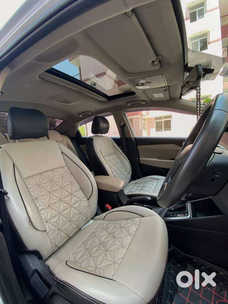 Hyundai Verna 1.5 Sx Diesel At, 2022, Diesel