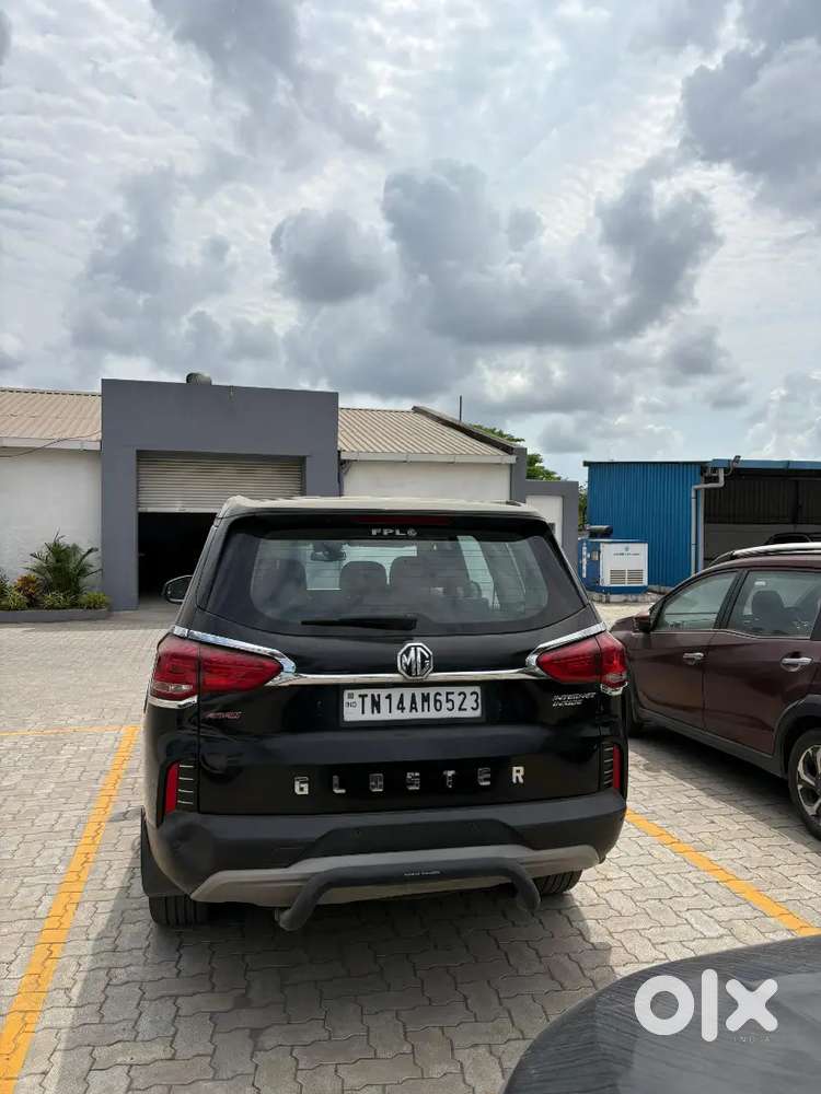 Mg Gloster 2025 Diesel 18000 Km Driven