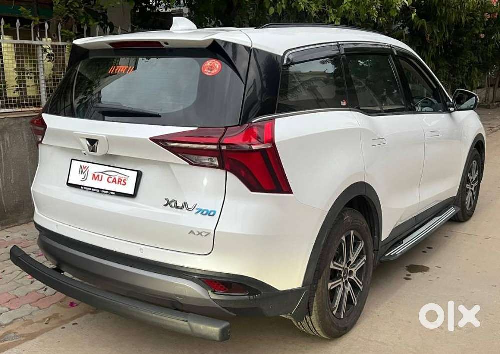 Mahindra Xuv700 2.2 Ax 7 Diesel At Str, 2025, Diesel