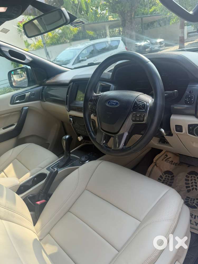 Ford Endeavour 3.2 Titanium At 4x4, 2017, Diesel