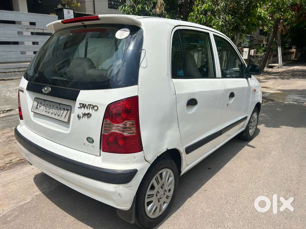 Hyundai Santro Xing 2010 Km Driven