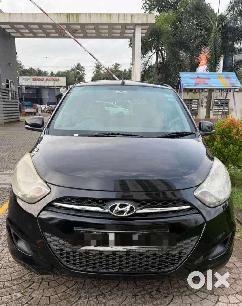 Hyundai I10 Sportz Petrol 2012