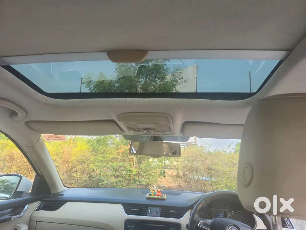 Skoda Octavia 2015 Diesel 122000 Km Driven