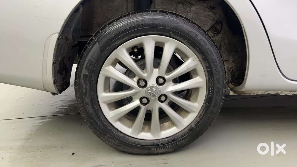 Toyota Etios 1.5 Vx, 2015, Petrol