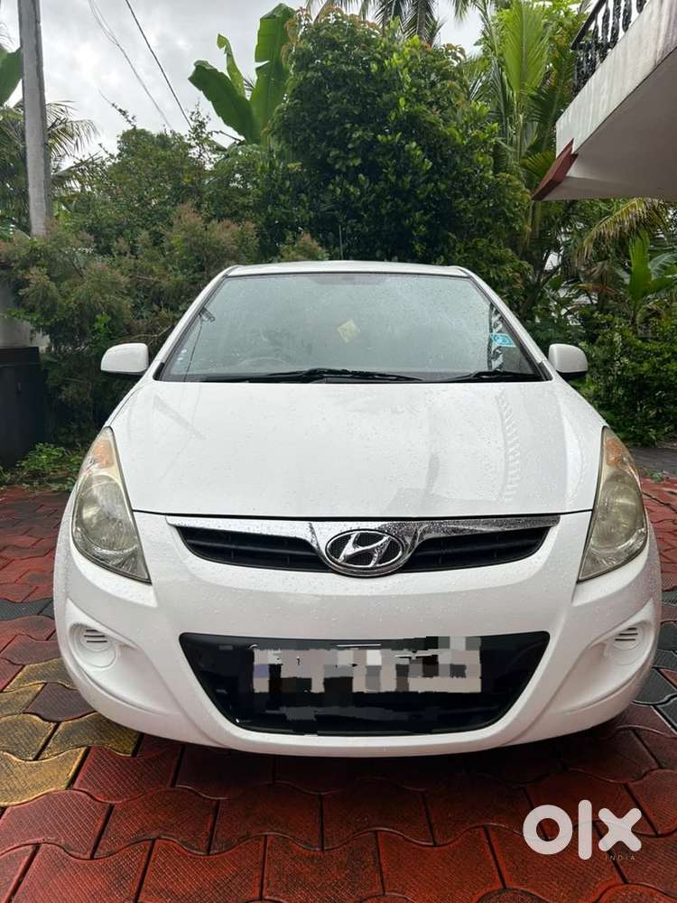 Hyundai I20 Petrol Well Maintained 2010