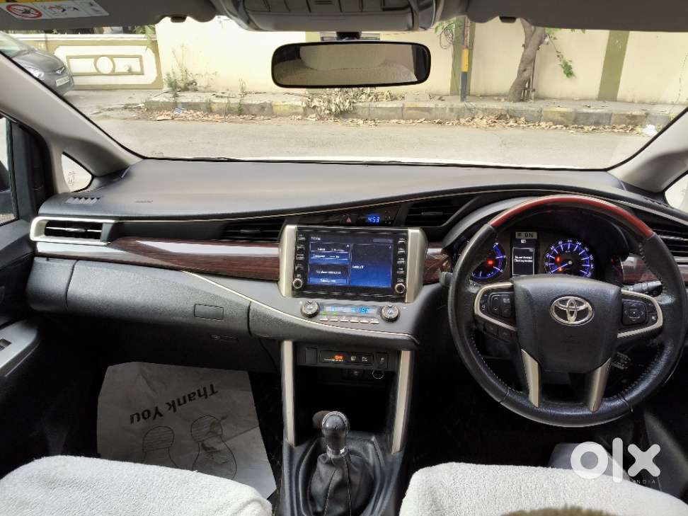 Toyota Innova Crysta [2020-ongoing] 2.4 Vx 8 Str, 2022, Diesel