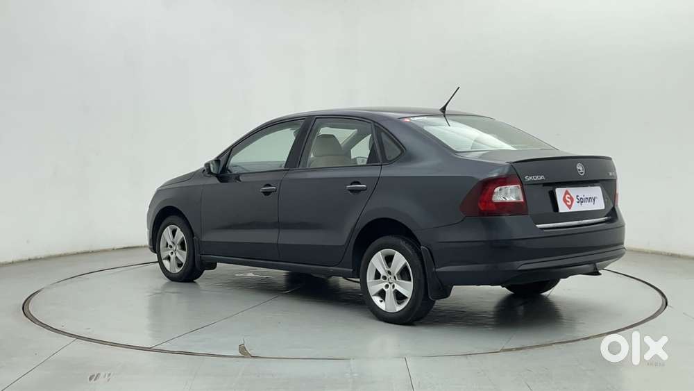 Skoda Rapid 1.6 Mpi At Style, 2017, Petrol