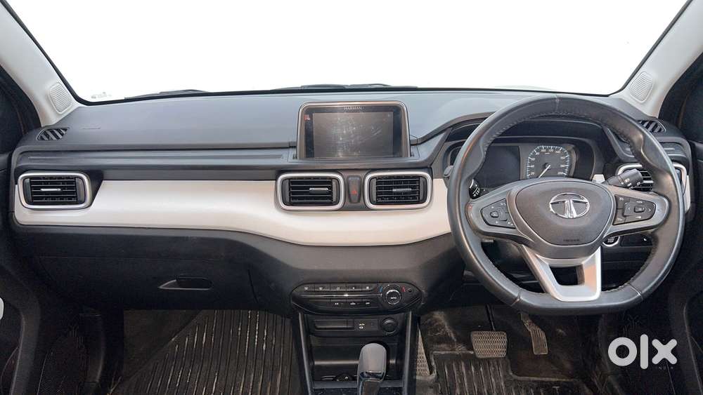 Tata Punch 1.2 Revotron Creative Amt Dual Tone, 2023, Petrol