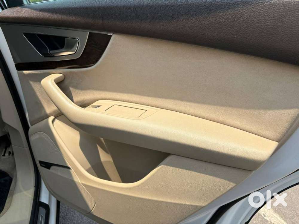 Audi Q7 45 Tdi Premium With Sunroof, 2017, Diesel