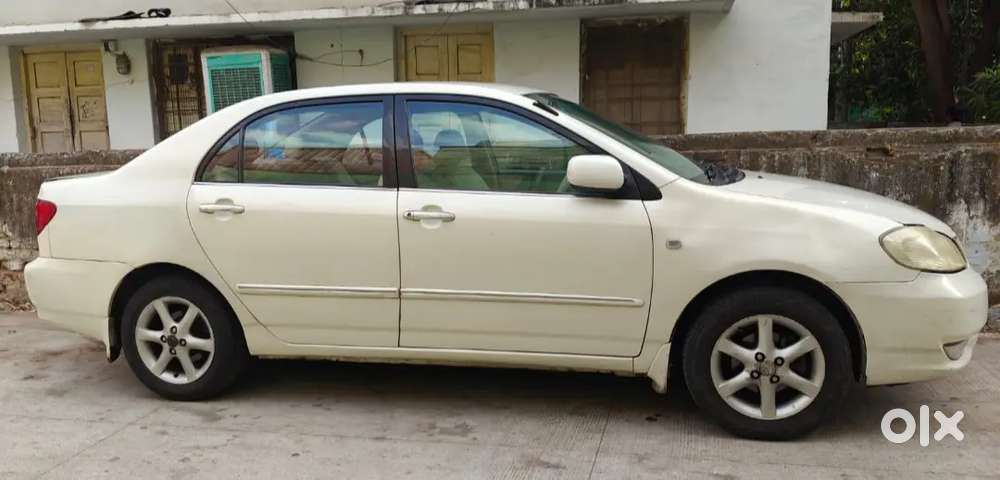 Toyota Corolla 2004 Petrol And Cng,documents Clear Papers Valid 2030
