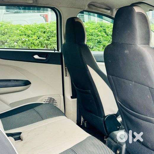 Renault Triber Rxz Easy-r Amt, 2022, Petrol