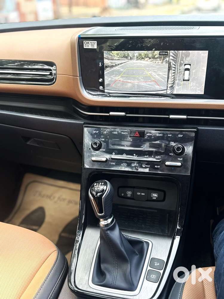 Hyundai Alcazar Platinum, 2024, Petrol