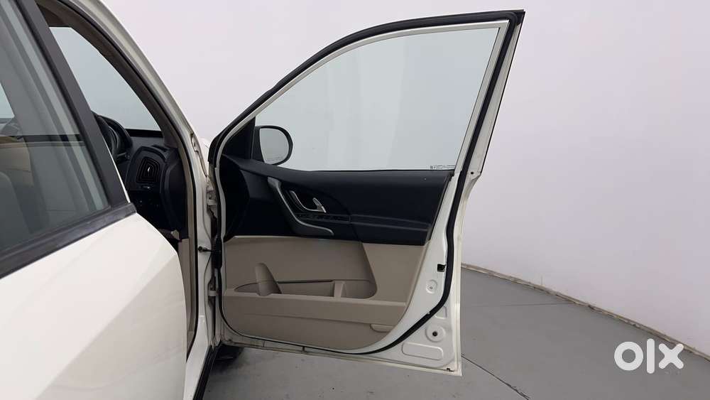Mahindra Xuv500 W6 2wd, 2016, Diesel