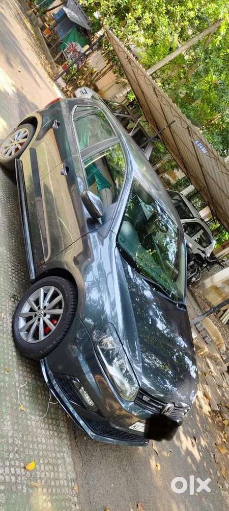 Perfect Condition, With Leathered Seats And Cooling Interiors