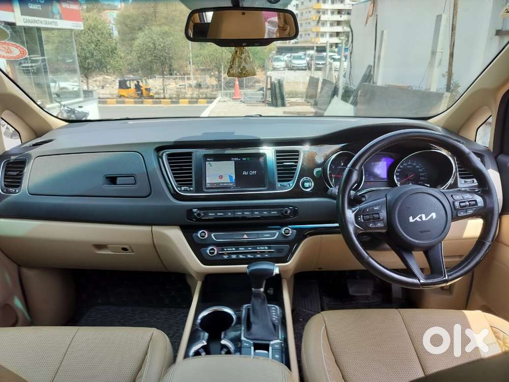 Kia Carnival Limousine Plus 7 Str, 2021, Diesel