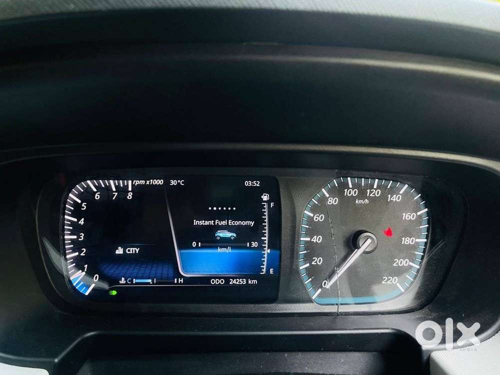 Tata Punch Creative, 2022, Petrol