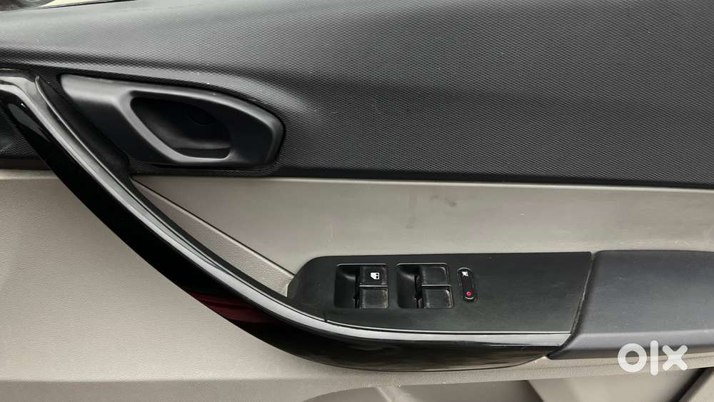 Tata Tiago 1.2 Revotron Xz, 2019, Petrol