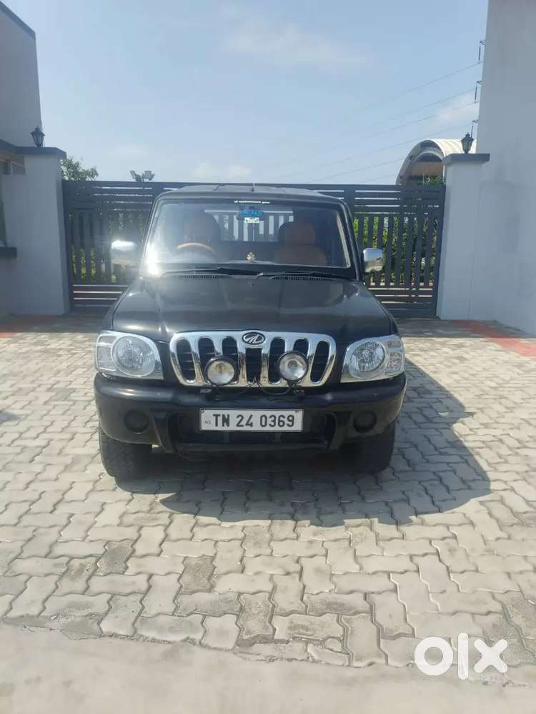 Mahindra Scorpio 2004 Diesel Well Maintained