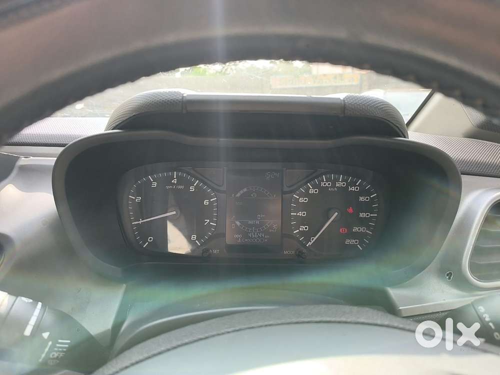 Tata Altroz 1.2 Xe Plus Petrol, 2021, Petrol