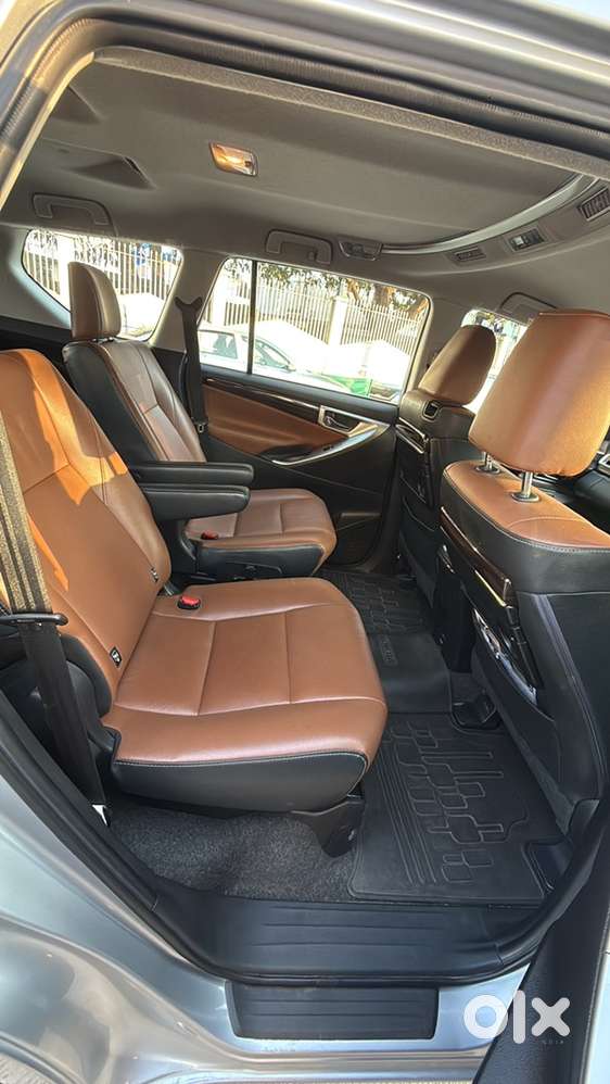 Toyota Innova Crysta 2022 Diesel Well Maintained