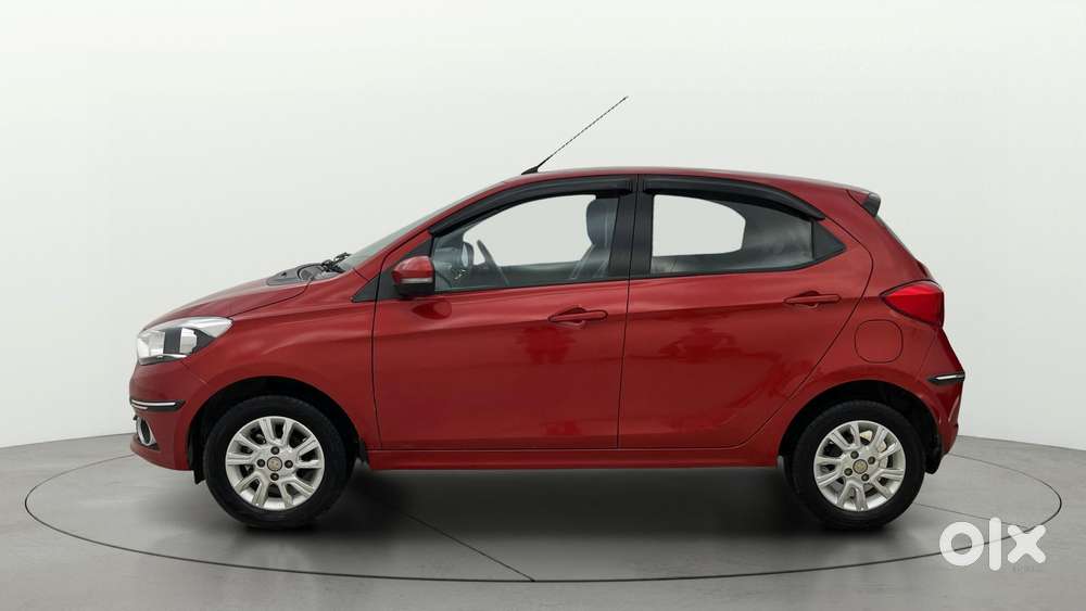 Tata Tiago 1.2 Revotron Xza, 2018, Petrol