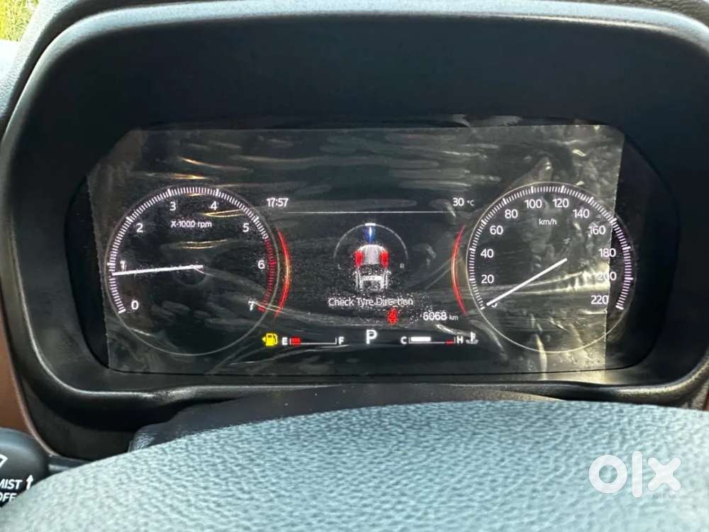 Mahindra Scorpio N Z8 Petrol At 7 Str, 2025, Petrol