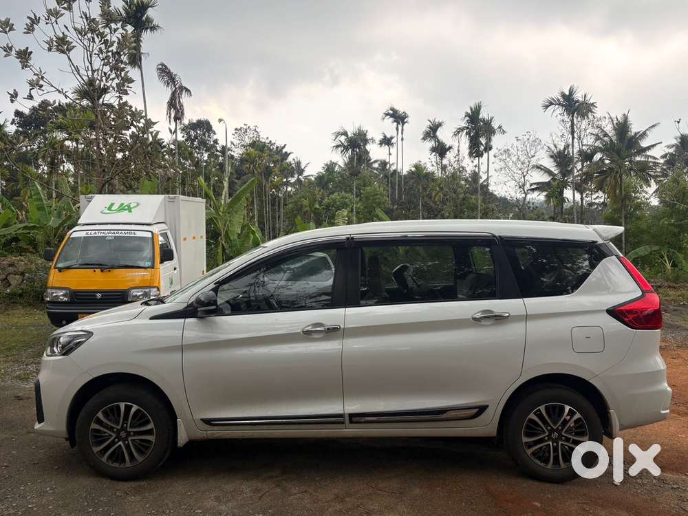 Maruti Suzuki Ertiga Hybrid 2022 December