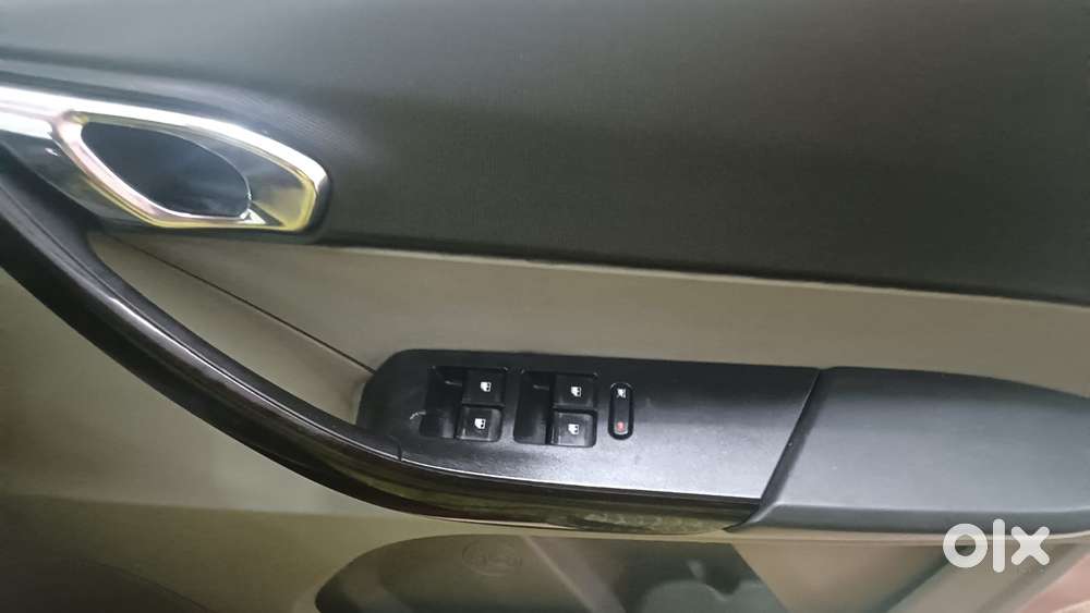 Tata Tiago Xz, 2017, Petrol