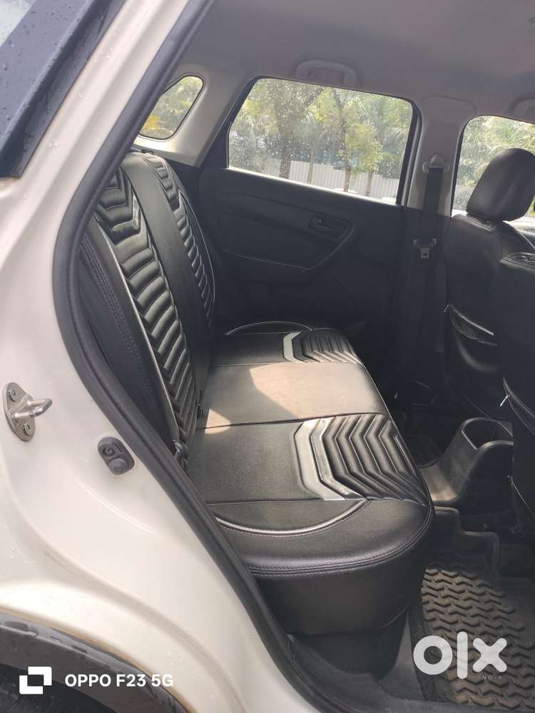 Maruti Suzuki Brezza 1.5 Lxi Smart Hybrid, 2022, Petrol