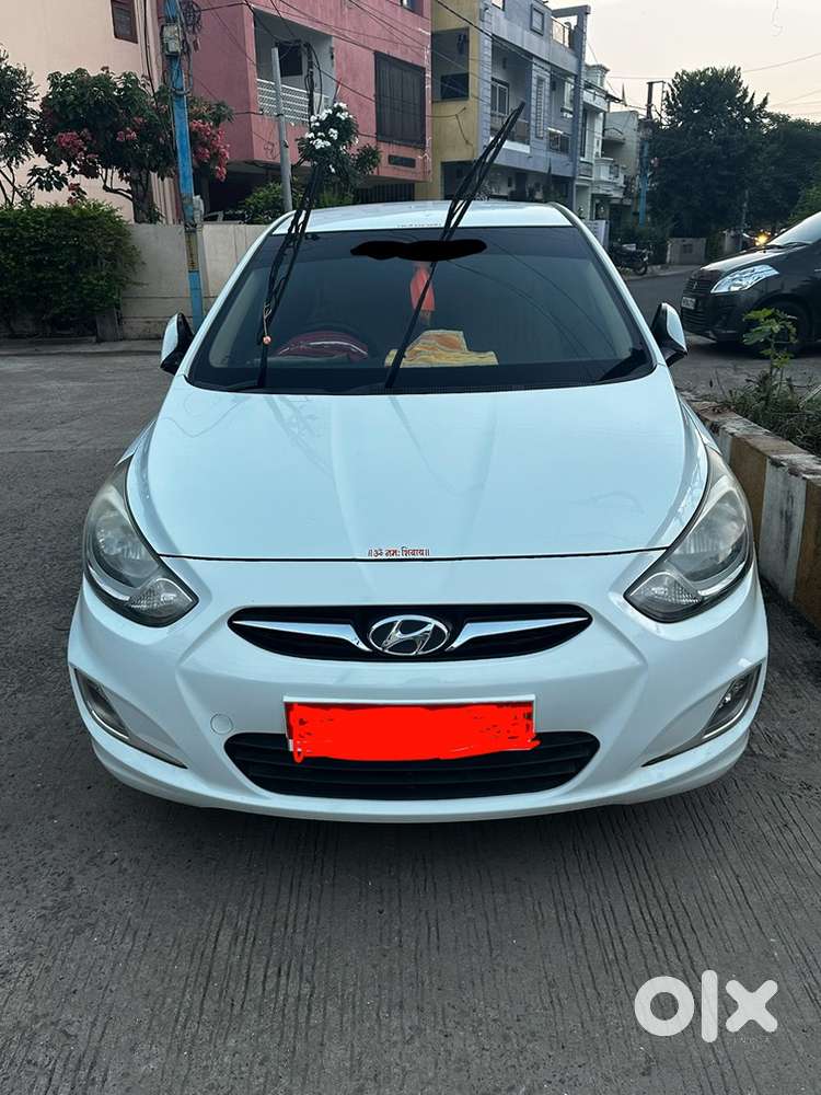 Hyundai Verna Petrol 2013