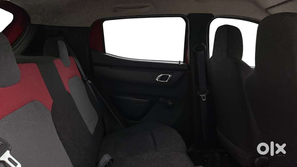Renault Kwid 2019-ongoing 1.0 Rxt Amt (o), 2019, Petrol