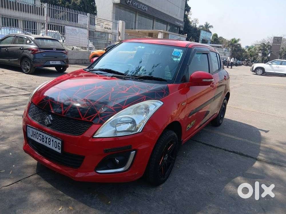 Maruti Suzuki Swift Vxi + Manual, 2017, Petrol