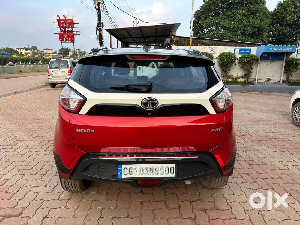 Tata Nexon 1.2 Revotron Xza Plus Dualtone, 2018, Diesel