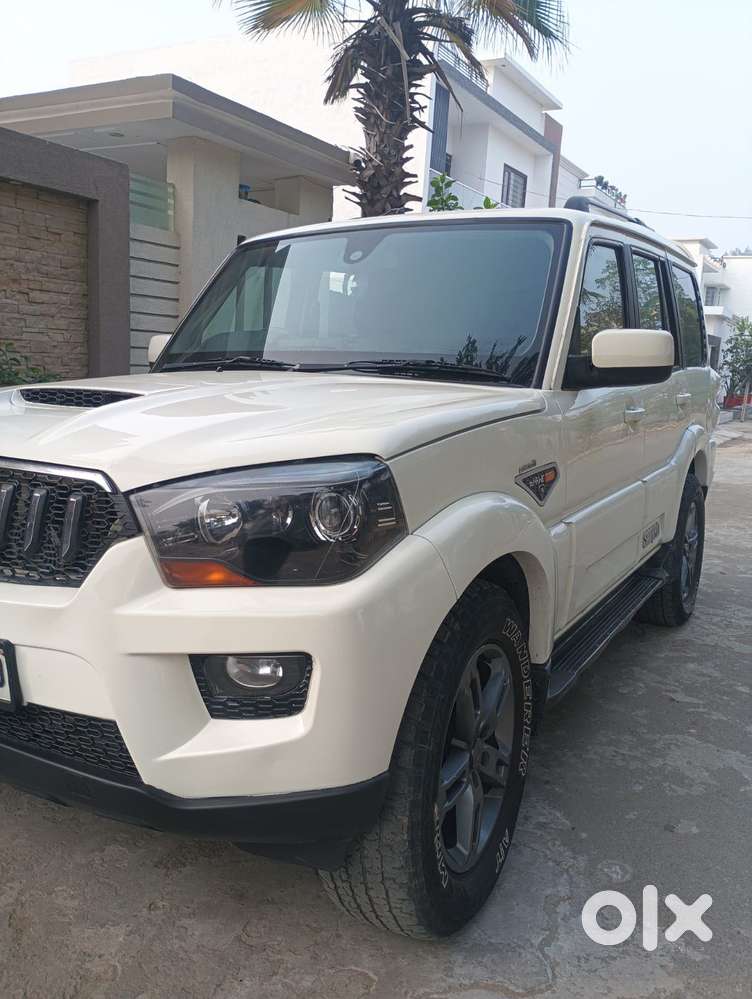 Mahindra Scorpio S10 7 Seater, 2015, Diesel