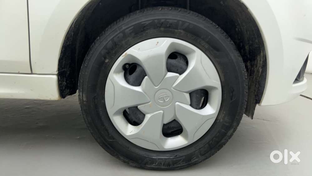 Tata Tiago 1.2 Revotron Xt, 2019, Petrol