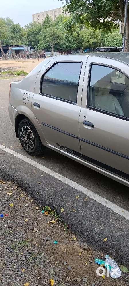 Mahindra Logan Petrol 1.4 Gle 2008