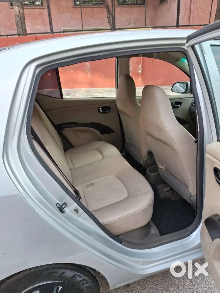 Hyundai I10 Magna 2012 Car