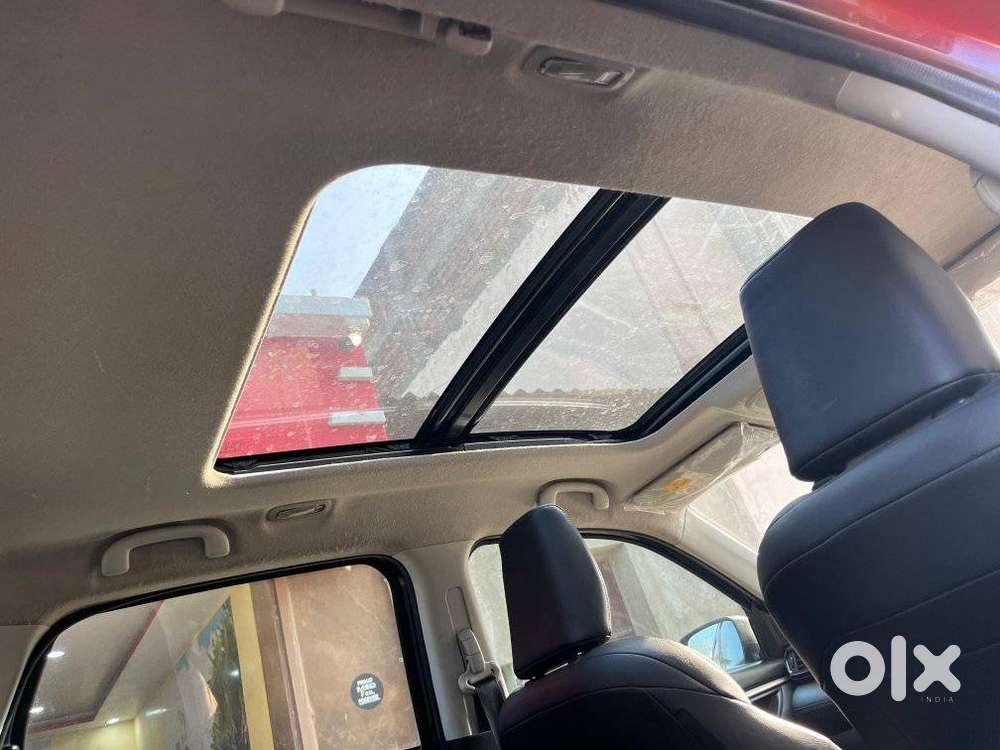 Maruti Suzuki Grand Vitara 1.5 Alpha Plus Intelligent Hybrid Ecvt, 2..