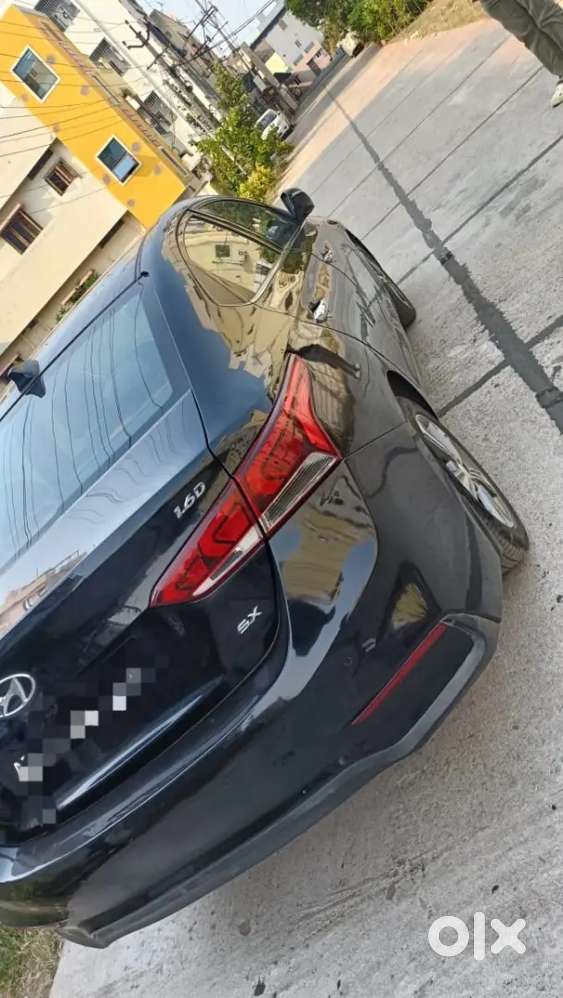 Hyundai Verna 1.6sx Crdi Diesel Manual Ventilated Seats