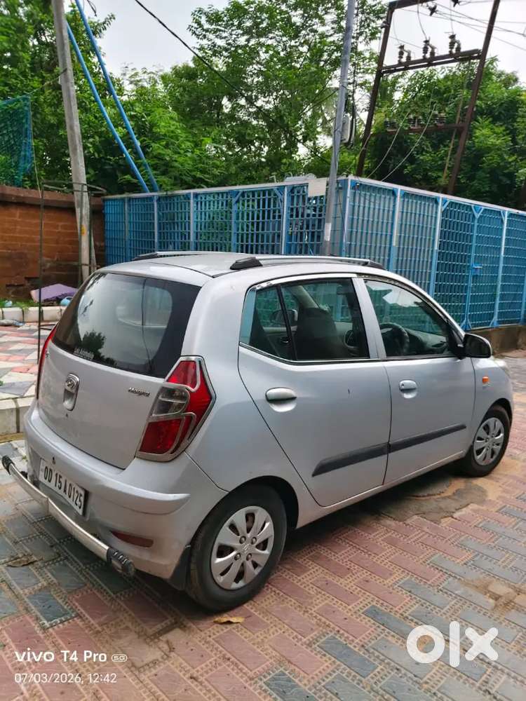 Hyundai Grand I10 2013 Car