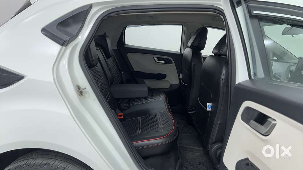 Tata Altroz Xz, 2023, Petrol