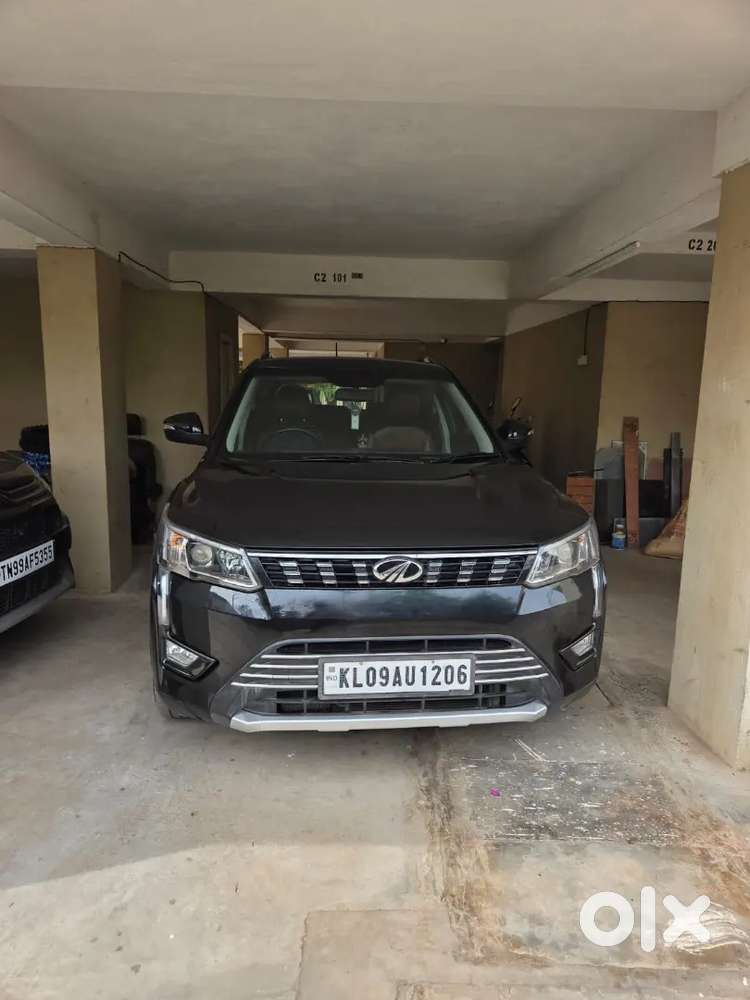 Mahindra Xuv300 W8 Petrol 2021 Model