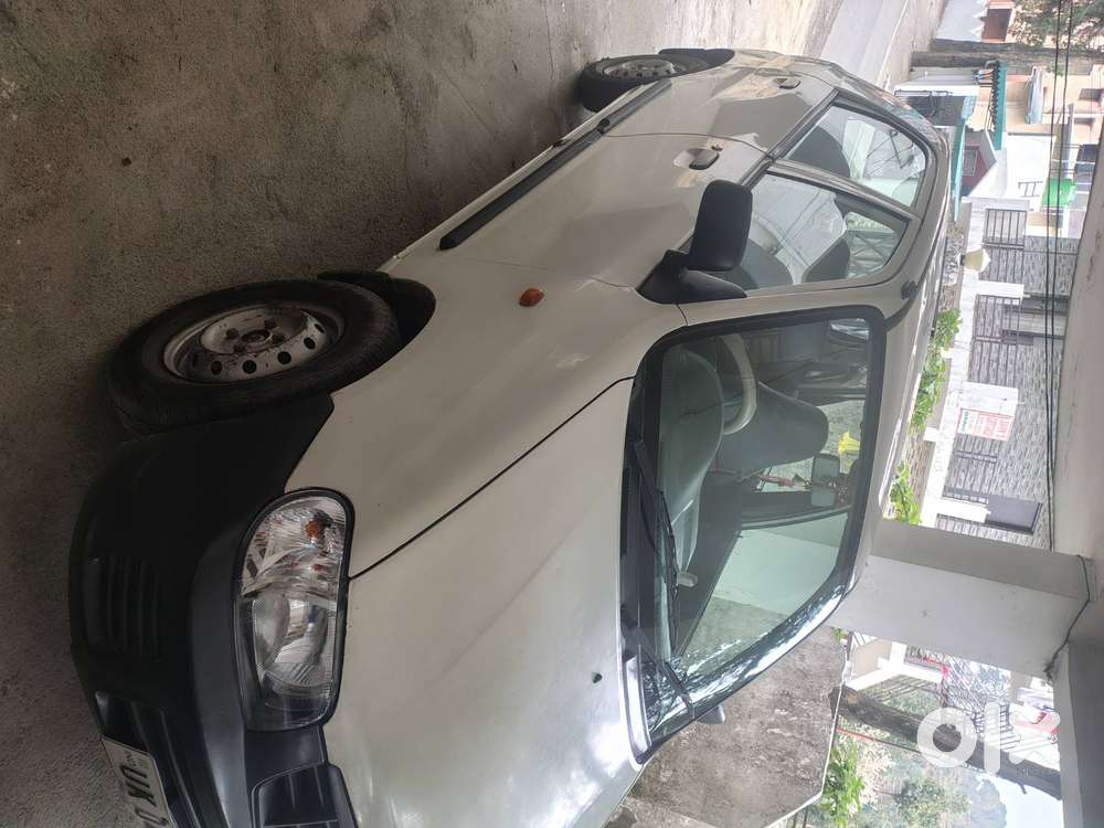 Main Apni Gadi Bech Raha Hun Lene Wale Sampark Karen