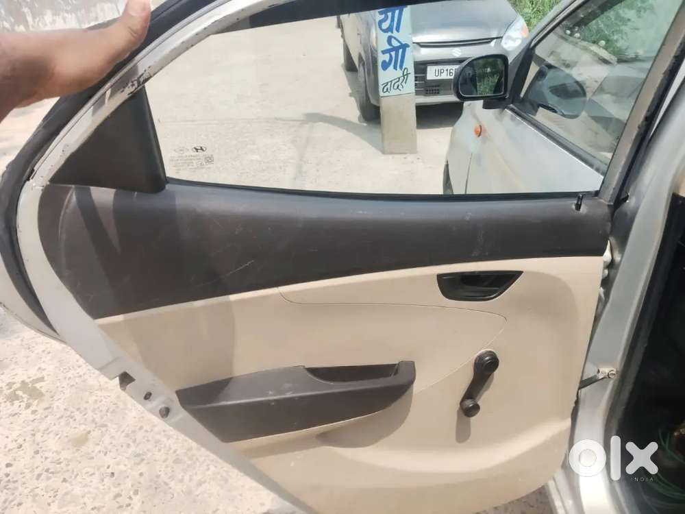 Hyundai Eon Era 2014 Petrol Cng Market Feeting
