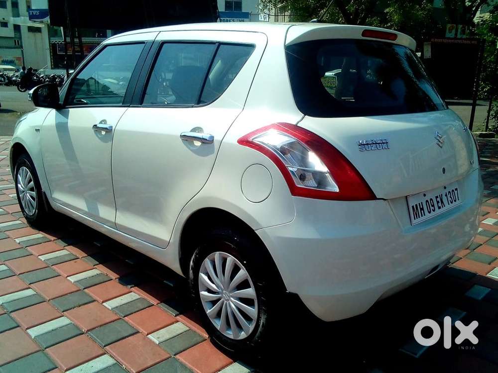 Maruti Suzuki Swift Vxi Optional, 2017, Petrol