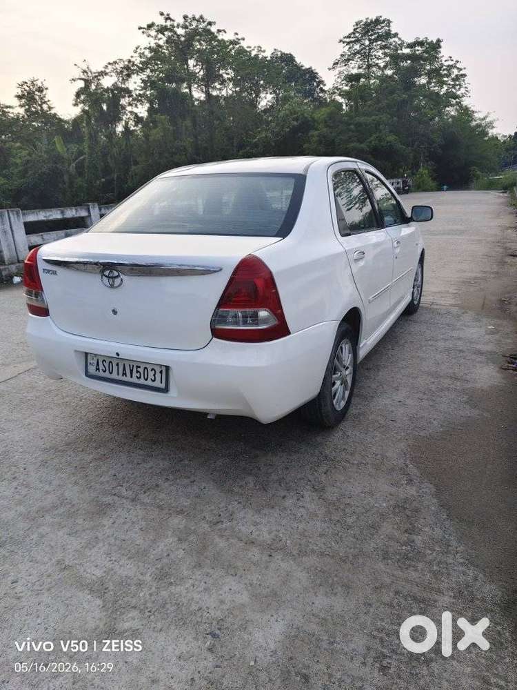 Toyota Etios 2010-2012 V, 2011, Petrol